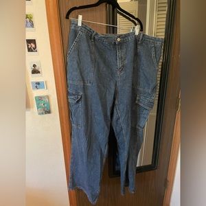 denim jean cargo pants - dark wash sz 4x